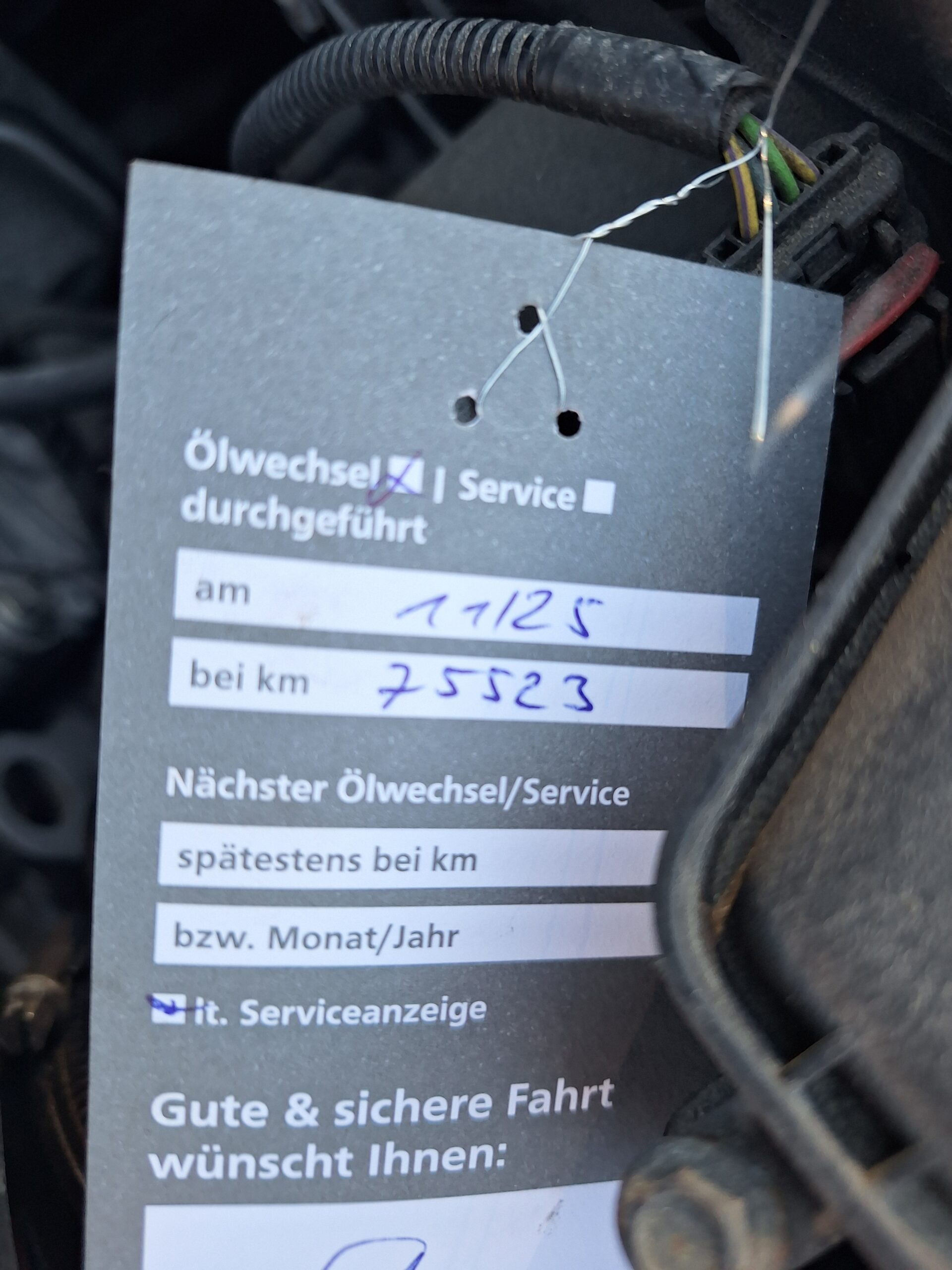 
								Volvo V40 1.6 D2 Kinetic/***NEUES PICKERL*** full									