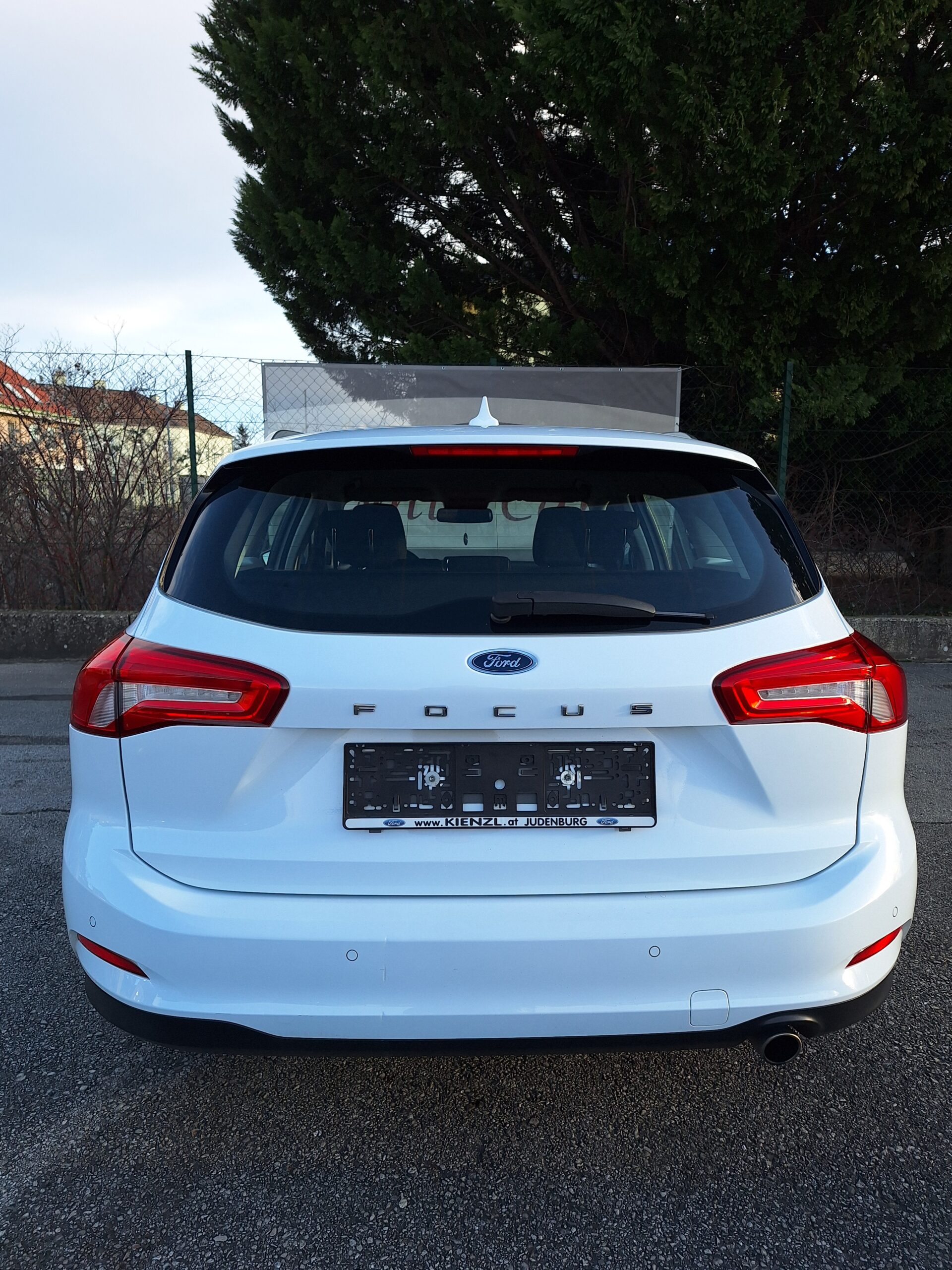 Ford Focus COOL & CONNECT