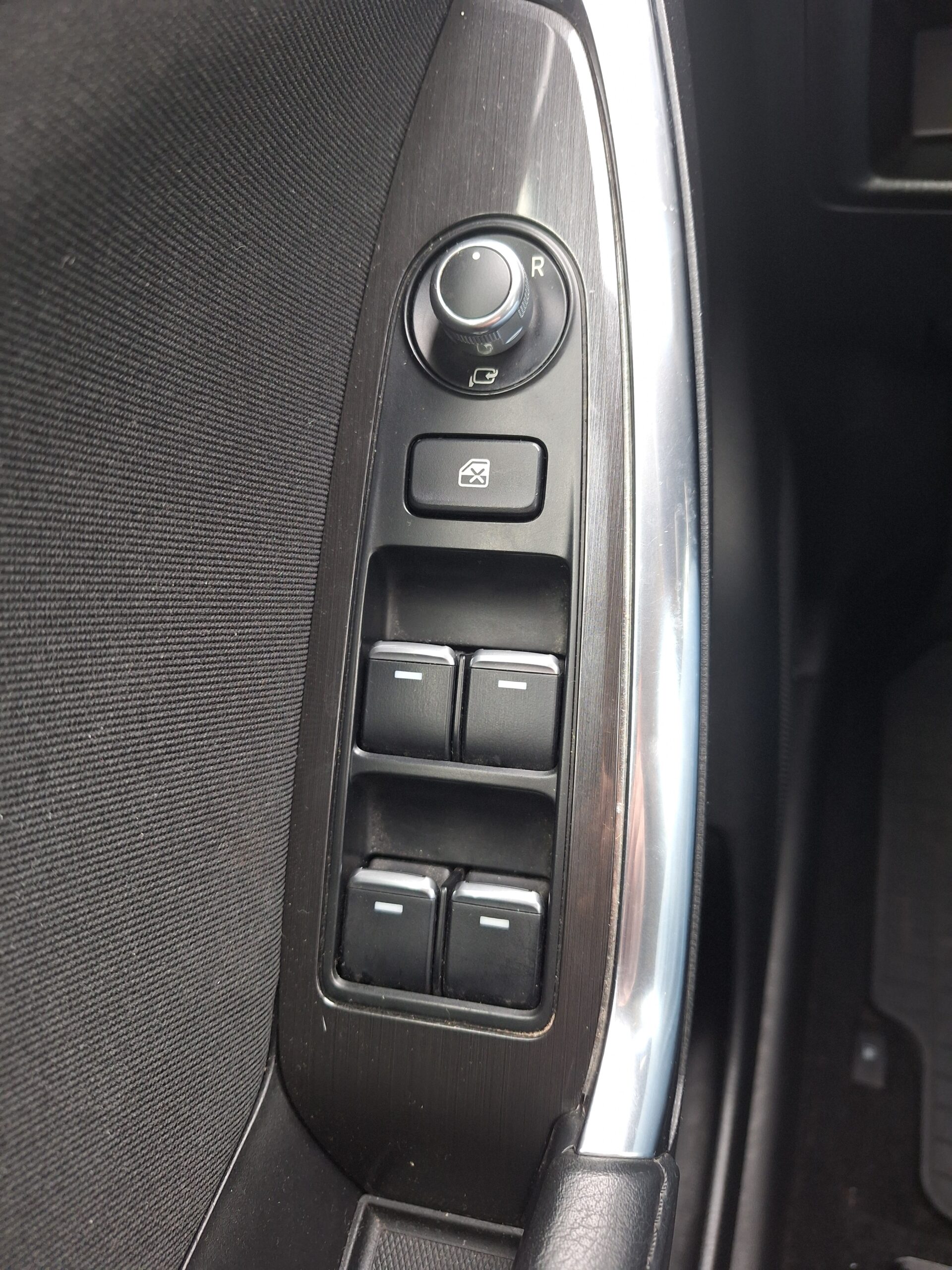 
								Ford Focus COOL & CONNECT full									