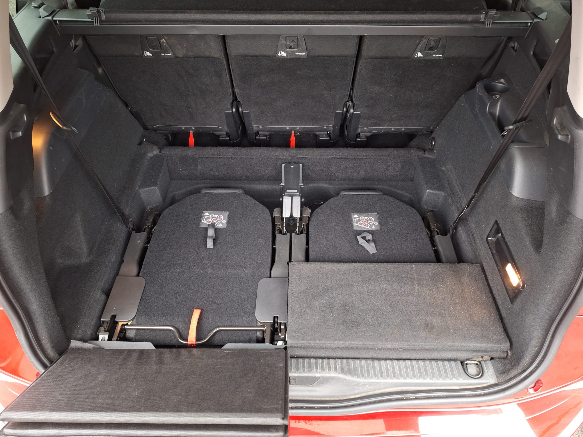 
								Grand C4 Picasso BlueHDI 120 S&S EAT6 Feel Edition full									