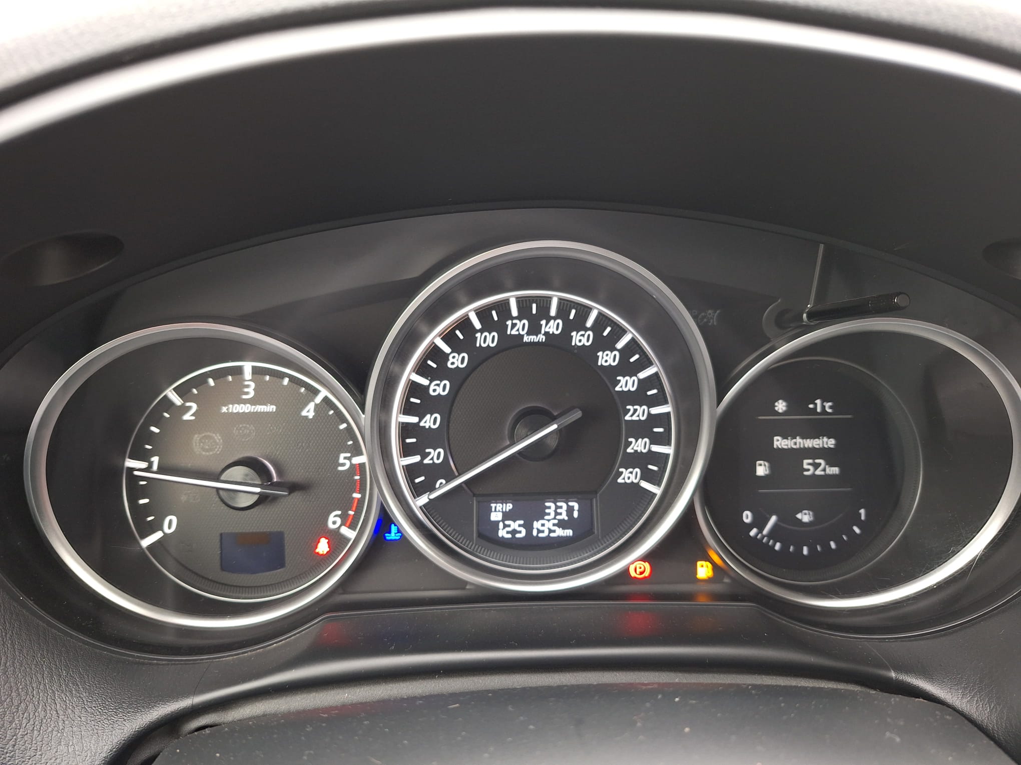 
								Mazda CX-5 CX-5 CD150 AWD Revolution full									