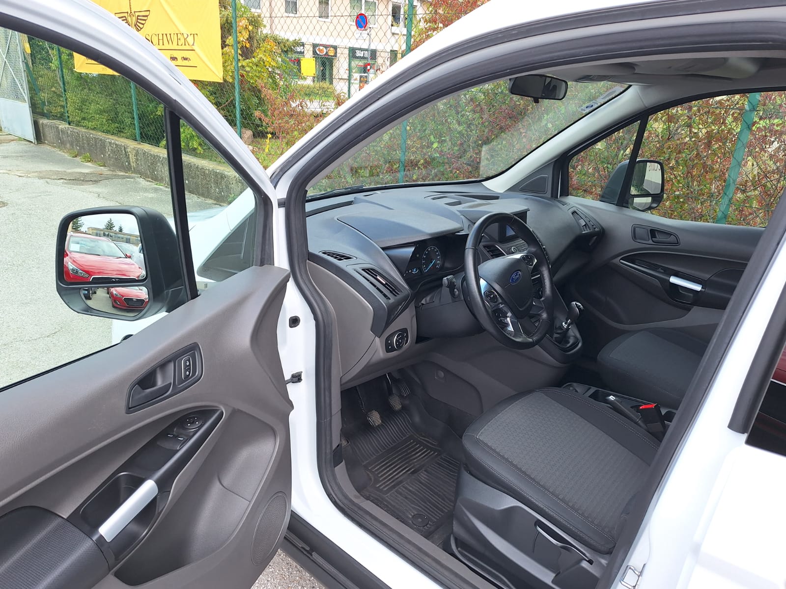 
								Ford Transit Connect Transit Connect DK L2 1,5 Ecoblue Trend Lang full									