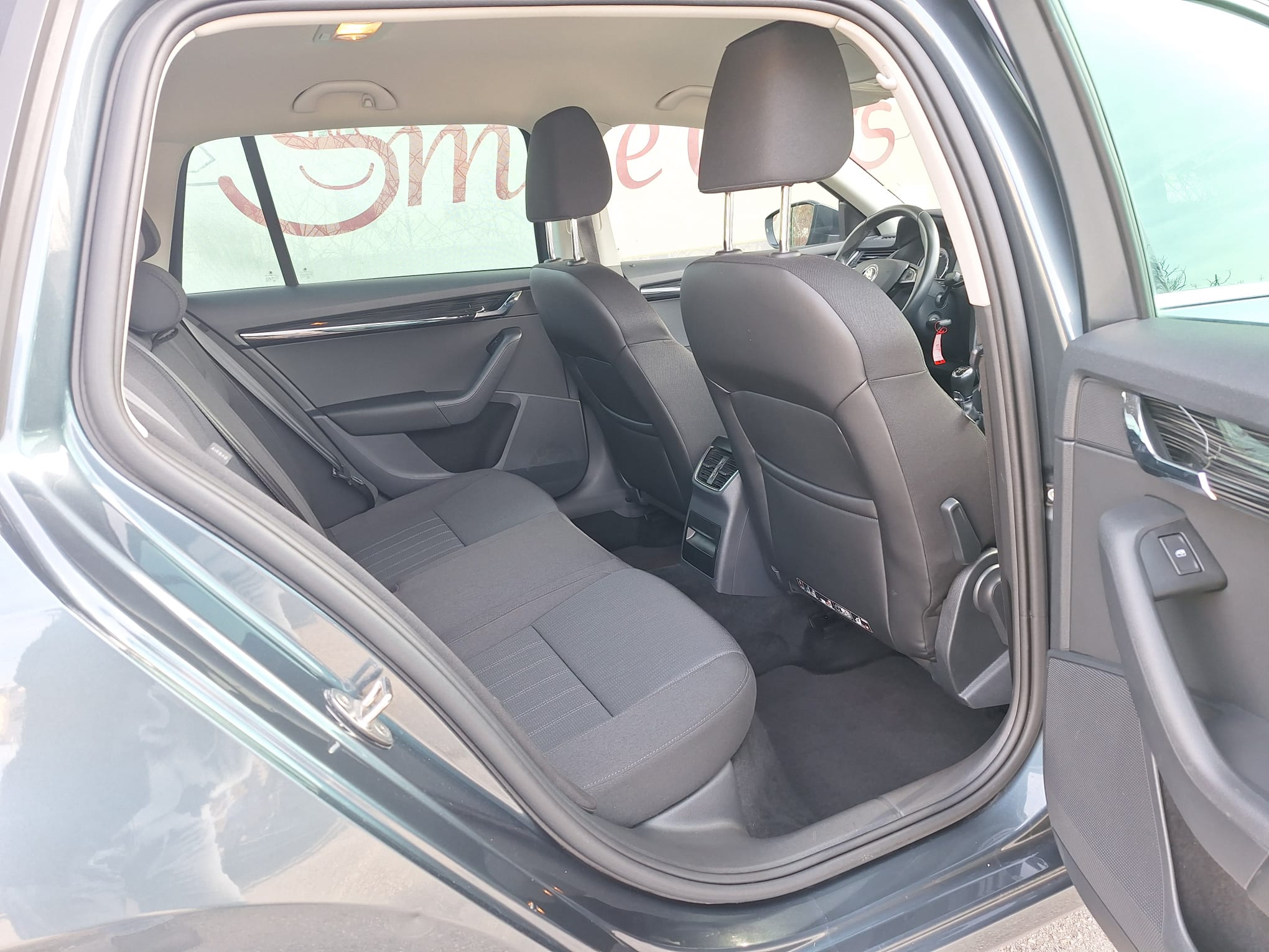 
								Skoda Octavia Combi 1.6 TDI Style Limited full									