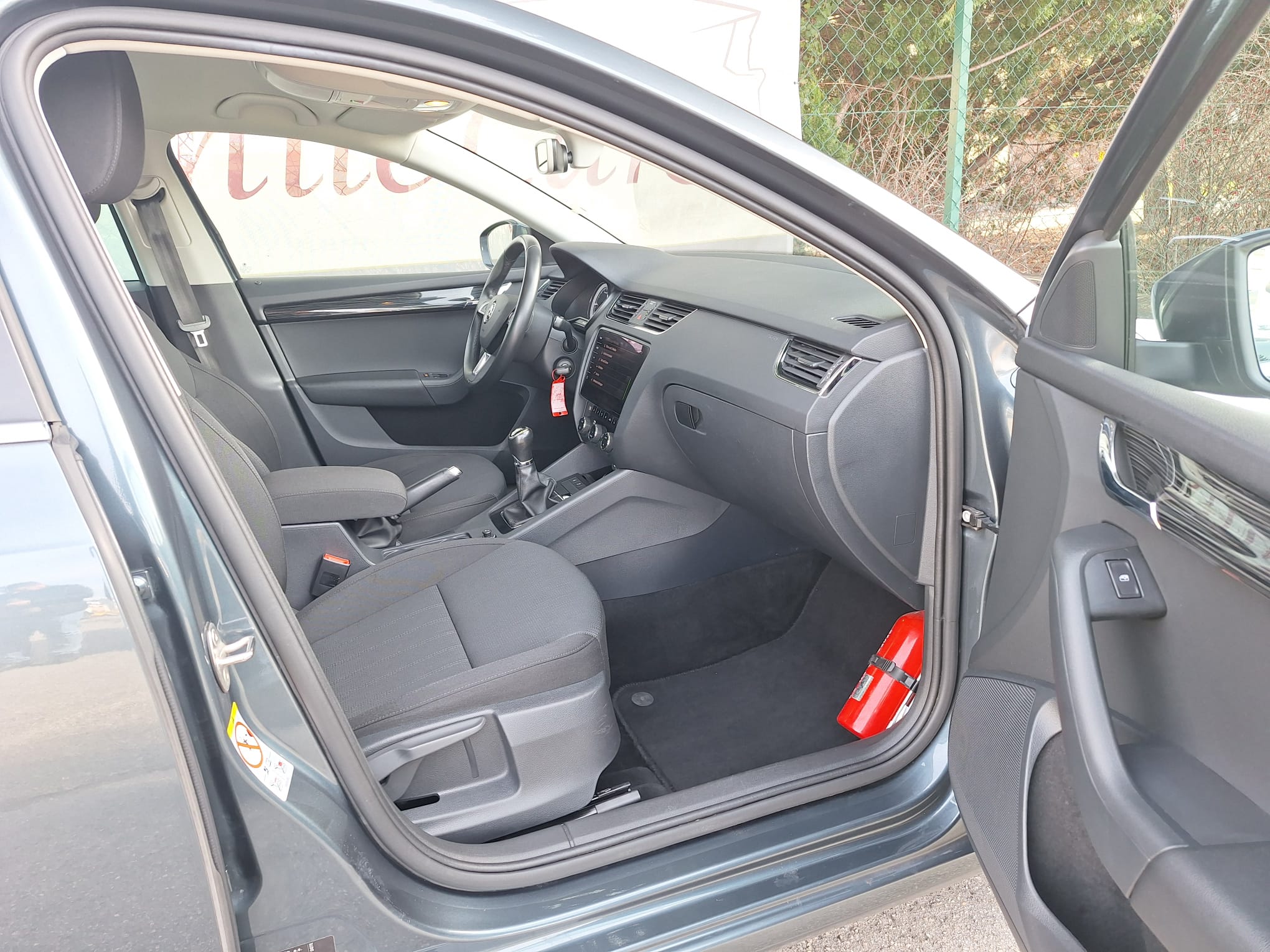 
								Skoda Octavia Combi 1.6 TDI Style Limited full									