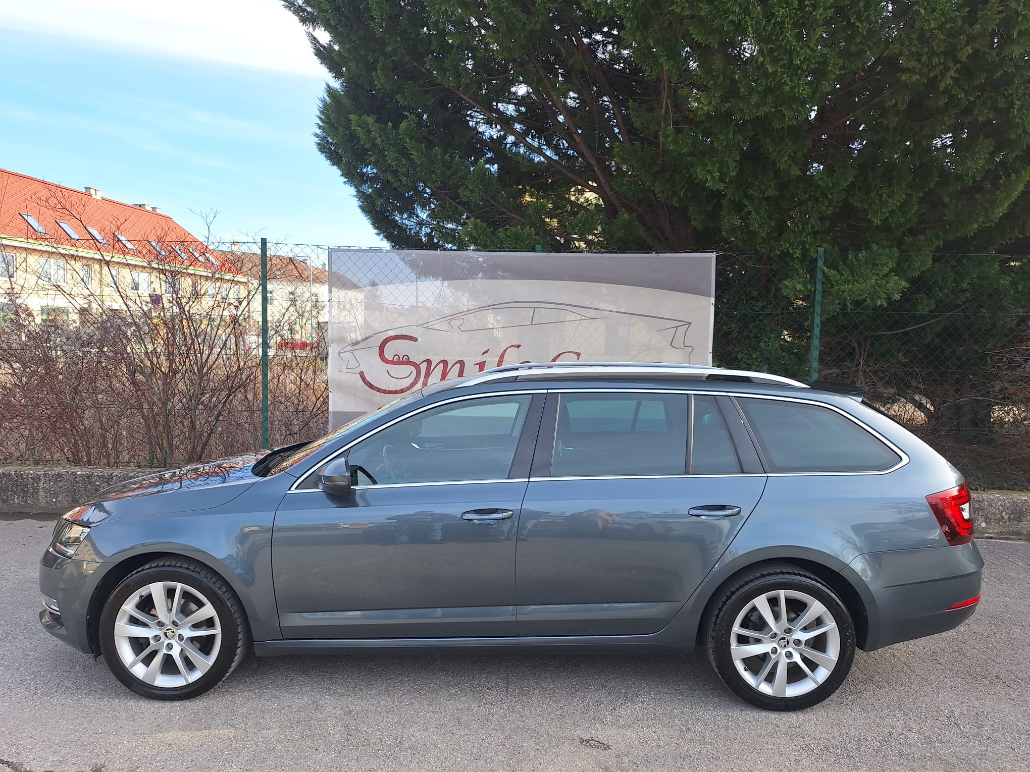 
								Skoda Octavia Combi 1.6 TDI Style Limited full									