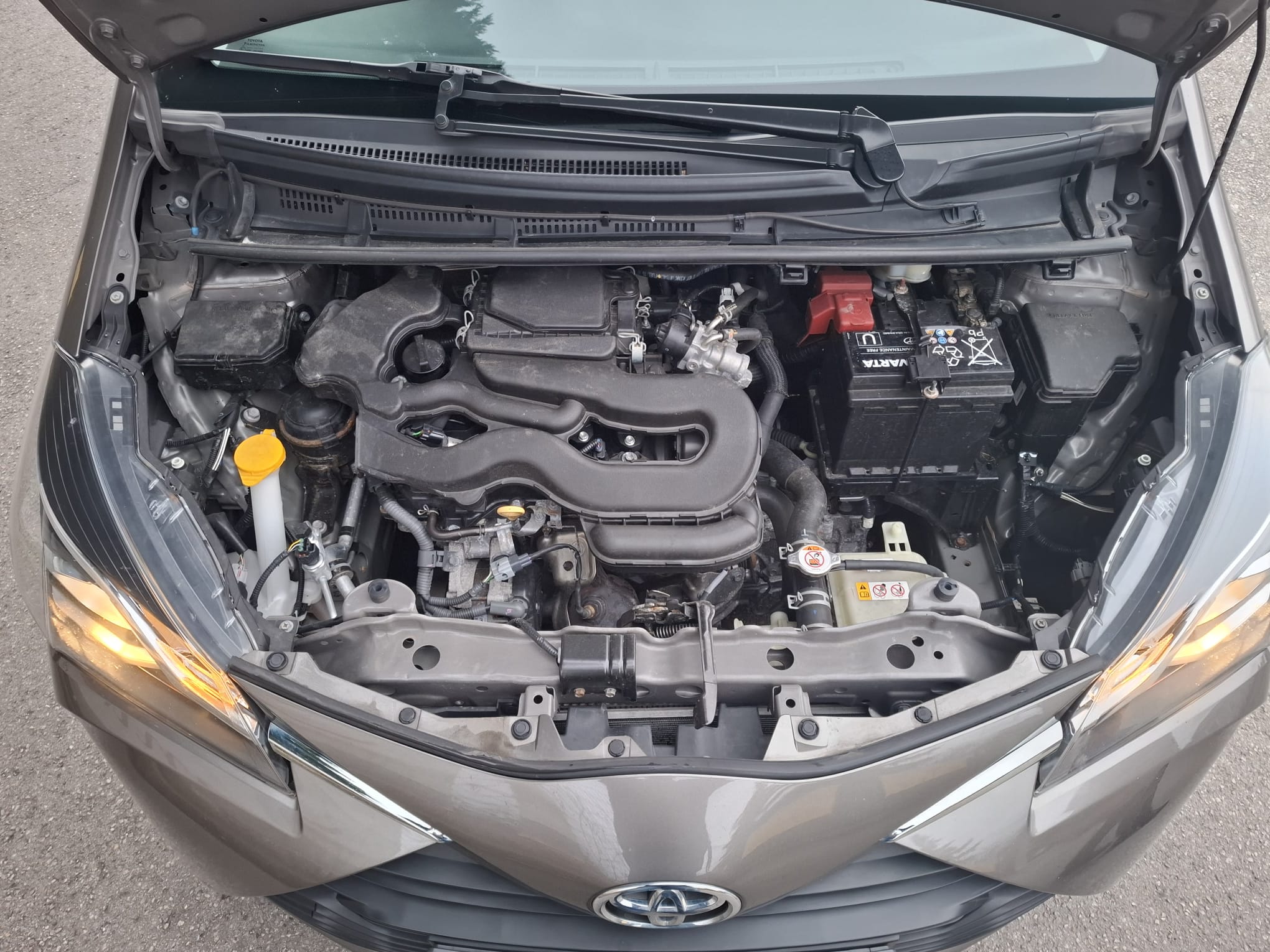
								Toyota Yaris 1,0 VVT-i Active ***ANGEBOT*** full									
